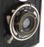 Voigtländer Brillant TLR fényképezőgép Voigtar 1,7 f:7,5 cm, eredeti bőr tokjával, kissé kopottas, m...