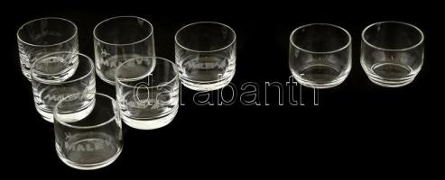 8 db Malév röviditalos pohár, 2 db-on felirat nélkül, egyiken repedéssel, m: 5 cm, 5,5 cm