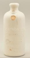 Granit jelzésű fehér korsó, J. Zwack & Co. Budapest Hungary felirattal, a füle letört, m: 21 cm