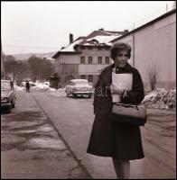 1970 Darvas Lili (1902-1974) színésznő portré sorozata, 18 db vintage NEGATÍV Kotnyek Antal (1921-19...