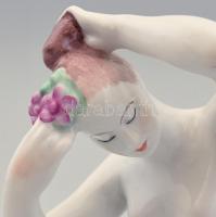 Aquincum porcelán térdelő akt, kézzel festett, jelzett, hibátlan, m: 14,5 cm