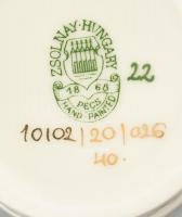 Zsolnay pillangómintás porcelán bonbonnier, kézzel festett, jelzett, hibátlan, d: 4,5 cm