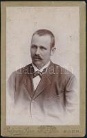 cca 1900 Eger, Pelgrund Lajos fényképészeti műtermében készült, keményhátú vintage fotó, 10,3x6,5 cm