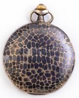 Omega zsebóra. Weisgrün Mór órás jelzett óra számlappal. Ezüst tok. Nem működő szerkezet, szép száml...