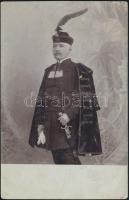 1902 Miskolc, díszmagyarban, Dunky és Fivére műtermében készült vintage fotó, hidegpecséttel jelzett, datált, 13,8x8,8 cm