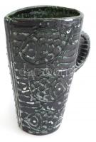 Iparművészeti Vállalatos Gorka kancsó (váza), mázas kerámia, apró kopásnyomokkal, jelzett, m: 20 cm