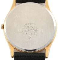 Seiko kvarc férfi karóra. Fekete számlapos, bőr szíjjal. elem nélkül. d: 32 mm