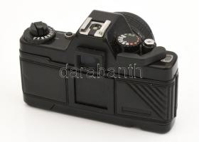 Pralktica BMS fényképezőgép Pentacon 1,8/50mm objektívvel sérült bőr tokkal