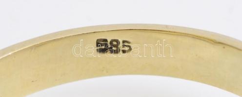 14k Arany (Au) gyöngyfogas (grandlis) vadász gyűrű, jelzett, bruttó: 8,31 g, m: 70