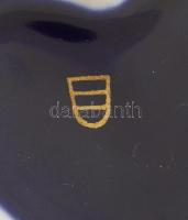 Bakos Éva áttört porcelán tálka. Kézzel festett, jelzett, minimális kopással d: 15 cm