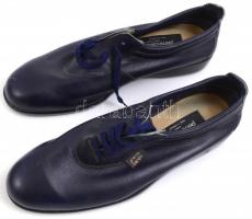 Pierre Cardin férfi bőr cipő, méret: 43, használatlan, jó állapotban, kartondobozban