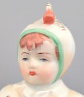 Zsolnay porcelán rőzserakó kisfiú, kézzel festett, jelzett, apró kopásnyomokkal, m:15 cm (tervező:Si...
