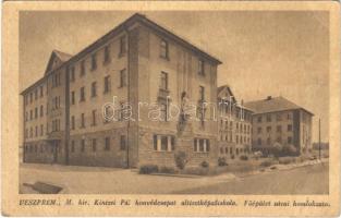 Veszprém, M. kir. Kinizsi Pál honvédcsapat altisztképzőiskola, főépület utcai homlokzata (EB)