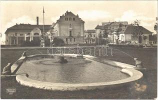 1928 Szolnok, Városi gyógyfürdő és szálloda, park. Weinstock E. 207. (fl)