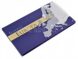 "Egyesült Európa" éremtartó kazetta 28db férőhellyel, használt, állapotban