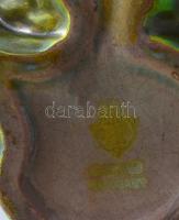 Zsolnay eozin mázas kislány kosárral, jelzett, apró kopásnyomokkal, , m:8 cm