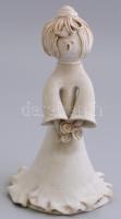 Iparművészetis éneklő kislány, festett kerámia figura, Buday Ágota jelzéssel, hibátlan, m: 18,5 cm