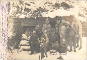 1917 K.u.K. Kaiserschützen-Regiment II / WWI Austro-Hungarian K.u.K. military, group of soldiers at the camps field kitchen in winter. photo (EK)