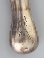 Régi evőeszköz készlet gyűjtemény: 28 db evőeszköz., részben ezüst, részben alpakka, többféle díszít...