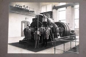 cca 1920 Schlik-Nicholson Gép-, Waggon és Hajógyár Rt. által gyártott gőzturbinák kapcsolótáblákkal,...