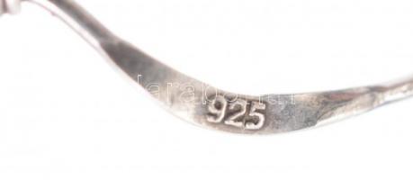 Ezüst(Ag) fülevalópár ametiszttel, jelzett, h: 7,5 cm, bruttó: 8,05 g