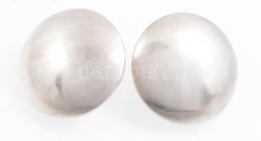 Ezüst(Ag) kerek matt fülbevalópár, jelzett, d: 2 cm, nettó: 5,07 g