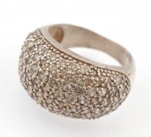 Ezüst(Ag) gyűrű, sok apró kővel, jelzett, méret: 54, bruttó: 6,53 g