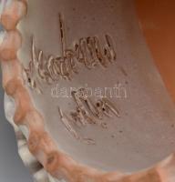 Újpál György: Kislány virágcsokorral. Festett mázas kerámia, apró lepattanással, m:28 cm