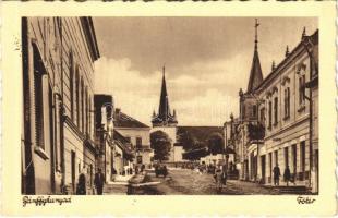 1940 Bánffyhunyad, Huedin; Fő tér, üzletek, templom. Ábrahám kiadása / main square, shops, church
