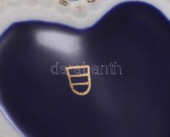 cca 1980 15 db balatoni hajót ábrázoló fotó és képeslap albumlapokon fotósarokkal