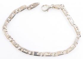 Ezüst(Ag) karkötő, jelzett, h: 18 cm, nettó: 5,08 g