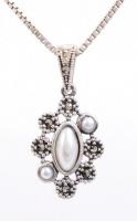 Ezüst(Ag) venezianer nyaklánc, markazitos, gyöngyös medállal, jelzett, h: 48 cm, bruttó: 8,88 g