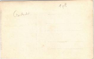 Tátra, Magas-Tátra, Vysoké Tatry; Csorba-tó, turisták kutyával / Strbské pleso / lake, tourists with...