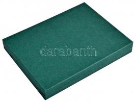 Zöld emlékérem tartó kazetta 8db 7,5x5cm-es férőhellyel (alkalmas a Himnusz emlékérmeken sorozat dar...