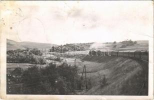 1941 Telcs, Telciu; vasútvonal a Radnai-havasok közelében, gőzmozdony, vonat / railway line, locomotive, train. photo (fa)