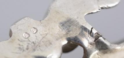 Ezüst (Ag) áttört kínáló tál. XIX: sz. vége, magyar. Jelzett mesterjegyes. Üveg lappal az alján. Net...