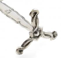 Antik ezüst (Ag) késbak párban 1866 Bécs, 13 latos ezüst jellel, mesterjegyes. 74 g 9,5 cm