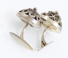 Antik ezüst (Ag) 4 db pitykegomb és egy pár mandzsettagomb. 13 latos ezüstjellel XIX. sz. magyar 36 ...