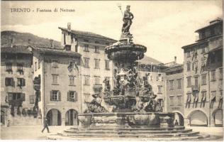 Trento, Trient (Südtirol); Fontana di Nettuno / street view, fountain