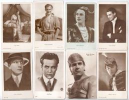 25 db RÉGI külföldi motívum képeslap: színészek / 25 pre-1945 motive postcards: actors and actresses