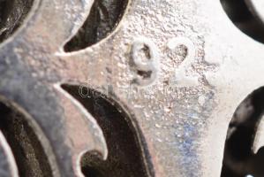 Ezüst(Ag) nyaklánc, köves medállal, jelzett, h: 44 cm, bruttó: 11,49 g