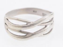 Ezüst(Ag) fonatos gyűrű, jelzett, méret: 55, nettó: 2,65 g