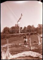 cca 1930-1940 Tornászversenyen készült fotónegatívok, 10 db, 6×9 cm