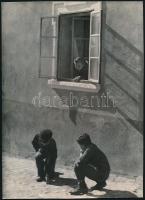 1953 Nagy Árpád: Golyózók, feliratozott fotó, 23×17 cm