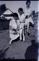 Vegyes negatív tétel, 24x36 mm és 6x6 mm közötti méretekben