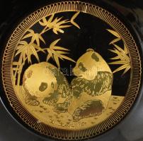 3 db aranyozott porcelán tányér, díszdobozban. Kína, Peking, Toledo d: 14,5 cm