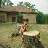 cca 1988 Válogatás Menesdorfer Lajos (1941-2005) budapesti fotóművész hagyatékából, 9 db vintage NEG...