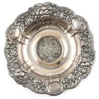 Fischer & Co. ékszerész, Bécs Mária Terézia ezüst tallér utánveret, fém tállal. Eredeti dobozában. d: 14 cm