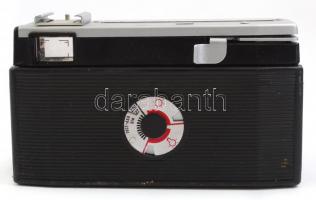 Smena SL fényképezőgép Lomo T-43 4/40 objektívvel, saját tokjával. Egy másik tokban használt filmekk...