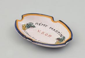 Remy Martin Cognac VSOP kerámia hamutál. Matricás, jelzett, / porcelain tray 15x9,5 cm